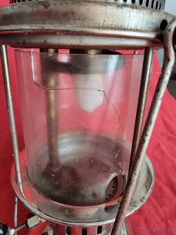 Stara petrolejova lampa - 2