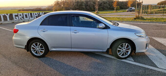 TOYOTA COROLLA 1,6L benzín - sedan - 2011 - 2