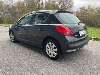 PEUGEOT 207 1.4 66kW - 2