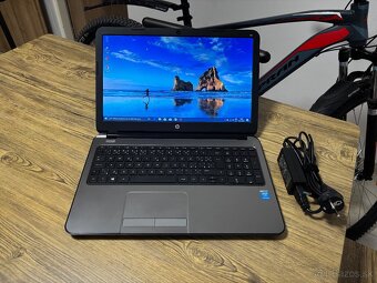 15.6"/HP Notebook/4GB RAM DDR3/256GB SSD//Intel HD grafika - 2