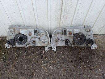 Svetlá Suzuki Grand Vitara - 2