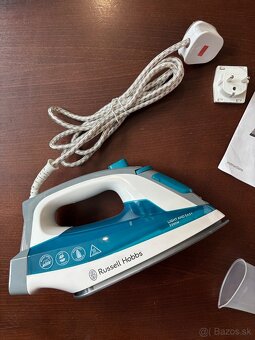 Žehlička Russell Hobbs model 23590 - 2