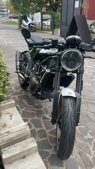 Husquarna Vitpilen 401 - 2