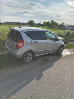 Mercedes A 180 - 2