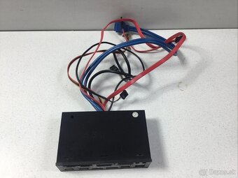 Multifunkčný 5.25" predný panel pre stolné počítače - 2