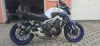 Yamaha MT 09 - 2