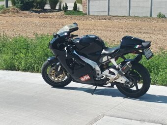 Aprilia rsv 1000 mille - 2