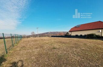 SRA | Limitovaná príležitosť – atraktívny stavebný pozemok v - 2