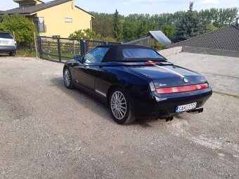 Predám Alfa Romeo Spider - 2