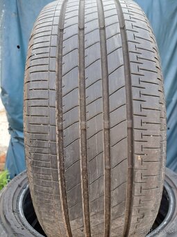 Ponúkame 4 letné pneumatiky Bridgestone Turan 215/45 R18 - 2