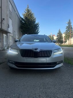 Skoda superb 3 combi 2 TDi 110 kW Dsg - 2