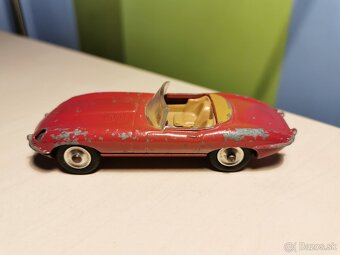 Corgi toys Jaguar E type - 2
