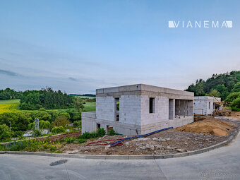 IBA U NÁS 4i rodinný dom s garážou a pozemkom 830m2, PB - 2