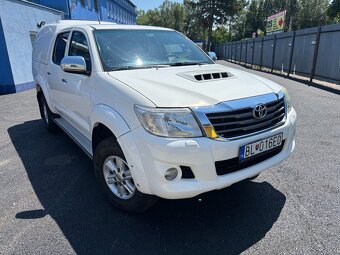 Toyota Hilux 3.0 D-4D A/T - 2