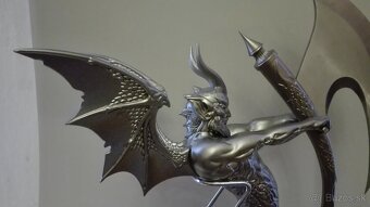 Fantasy - dekorativní předmět - sekera na stojánku - 46 cm - 2