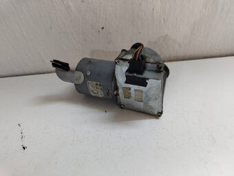 motorcek stieracov zadny felicia 443122213014 20€ - 2