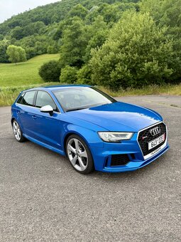 Audi RS3 2.5 TFSI QUATTRO - 2