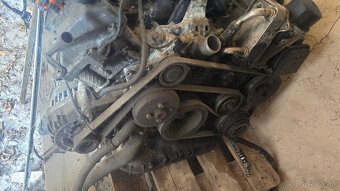 M112 E32 Mercedes Benz Motor kompletny 320 v6 - 2