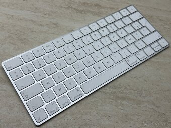 Apple Magic Wireless Keyboard A1644 - 2