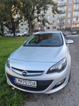 OPEL ASTRA J ST 1,7cdti 97kw - 2