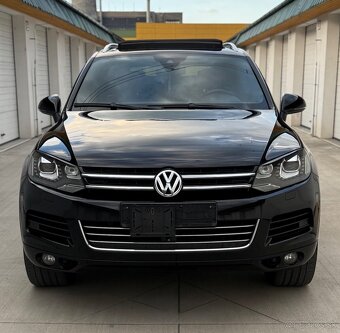 VW Touareg 3.0 V6 TDI Exclusive - 2