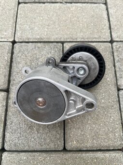 BMW mechanický napínak remeňa – OEM 11 28 1 427 252 - 2