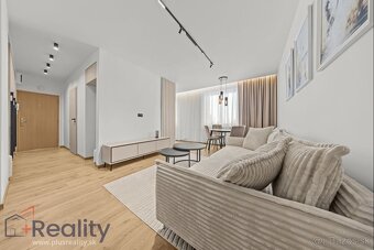 Kompletne zrekonštruovaný 3-izbový byt v DS na predaj - 2