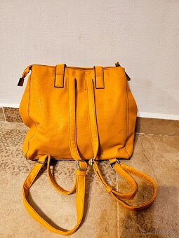 Taška alebo ruksak s popruhmi zn. Segue.. - 2