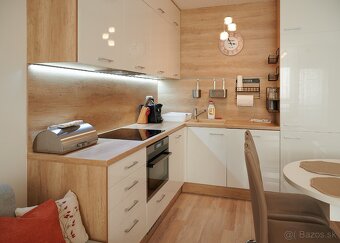 Na prenájom 2-izbový byt v Arborii s parkovaním v garáži - 2