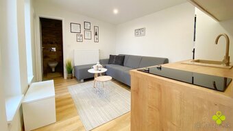 Zariadený 2 izb byt Staré sídlisko Prievidza 2 x park miesto - 2