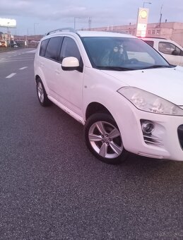 Peugeot 4007 - 2