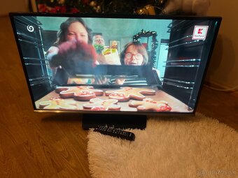 Predám LED TV Samsung UE32H5030AW – 32” Full HD - 2