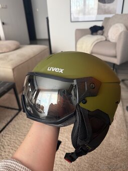 Lyžiarska helma UVEX instict visor - 2