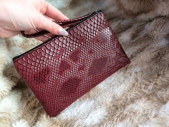 Dámska kozmetická taška MK - python - 2