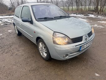 Renault Clio - 2