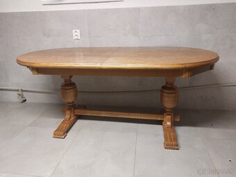 Jedálenský stól - 2