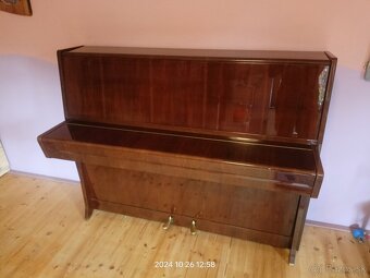 Piano Petrof - Sleva - 2