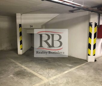 Garážové státie 12 m2 na Kríkovej ulici, Vila Lujza na preda - 2