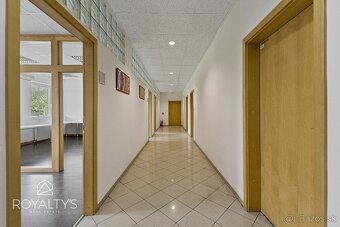 IHNEĎ VOĽNÉ | Priestranné skladové priestory so zázemím - 2