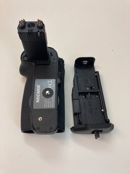 Neewer Battery Grip pre Canon 5D Mark IV BG-E20 - 2
