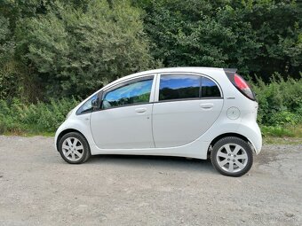 Peugeot Ion, full elektro, 2011 - 2