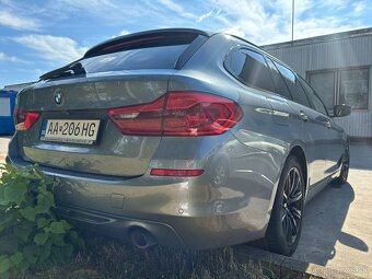 BMW 520d G31 xdrive - exkluzivna vybava - 2
