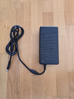 Dell Alienware 330W originálny adaptér (Y90RR, 19.5V, 16.9A) - 2