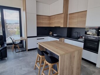 2i byt v centre PIANO RESIDENCE s garážou a klímou - 2