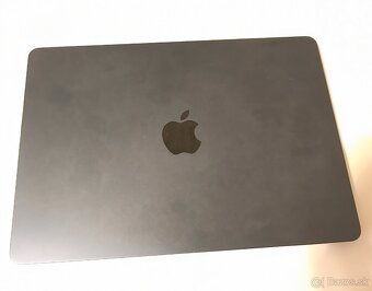 MacBook Air (M2, 2022) - 2