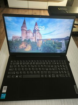 Notebook Lenovo V15 G2 ITL veľmi rýchli 20GB ram - 2