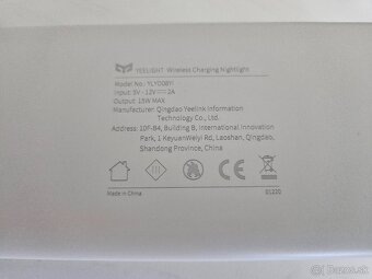 Yeelight Wireless Charging Nightlight - 2