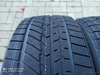 zimne pneu 245/40 R18 - 2