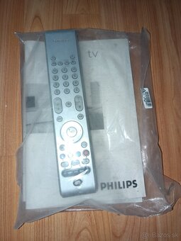 Predám retro televízor PHILIPS - 2