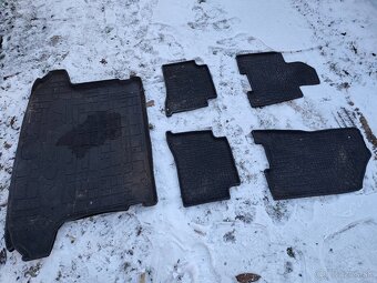 Sada gumených koberčekov Hyundai Tucson - 2